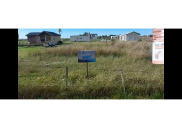Lote en venta. calle Roldan. Nueva Atlantis